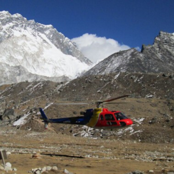 Helicopter Tour vs Mountain Flight: Everest Base Camp